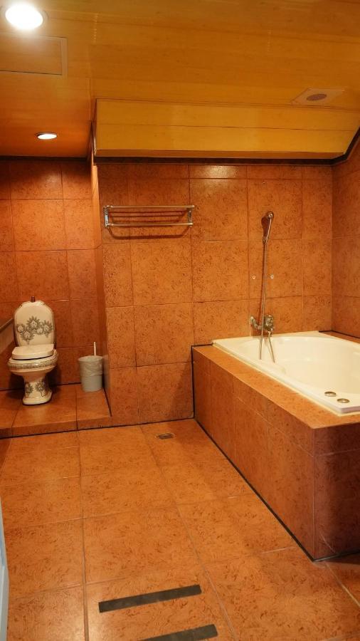 台東燦陽 Apartment Каосюн Екстериор снимка